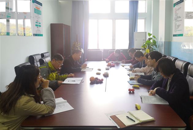 双流区教研员刘光文主任来我校指导高中地理教学