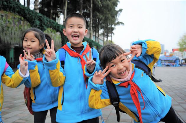 海洋世界 畅游到底——记我校附小一年级社会实践