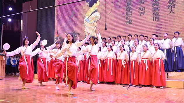 吟唱经典诗词 奏响青春乐章——棠外2019级初高中班级歌咏比赛成功举办