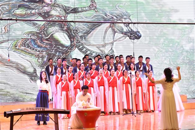 吟唱经典诗词 奏响青春乐章——棠外2019级初高中班级歌咏比赛成功举办