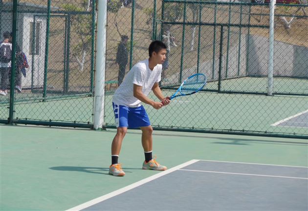 我校网球健儿参加首届四川省校园网球特色学校网球比赛载誉而归