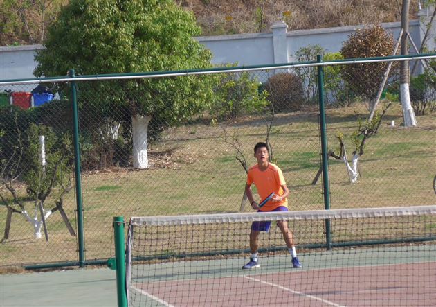 我校网球健儿参加首届四川省校园网球特色学校网球比赛载誉而归