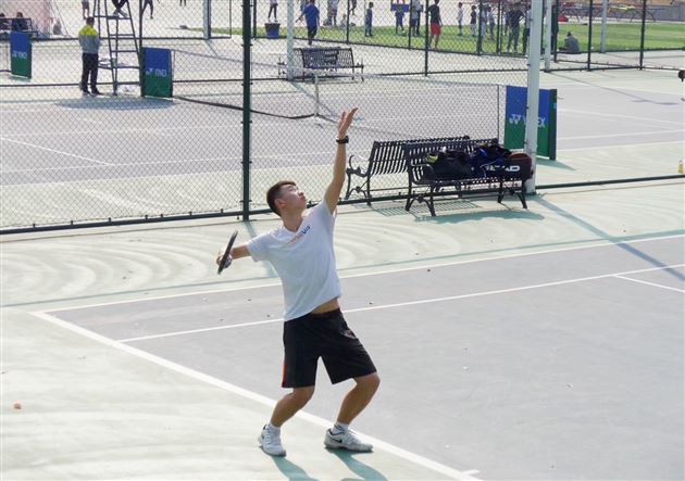 我校网球健儿参加首届四川省校园网球特色学校网球比赛载誉而归