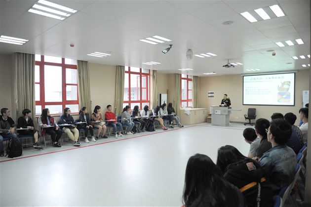 我校参加“蓉港教育人才交流座谈会”活动