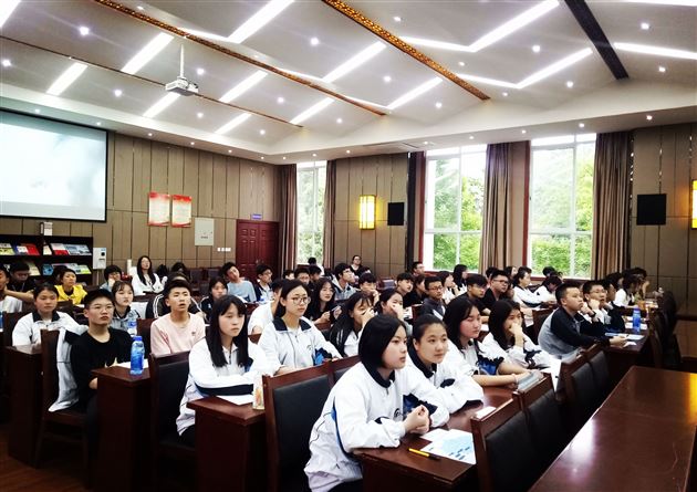 春风有你，不如刚好遇见你——“2019春季蓝图美国名校中国展”一行到访棠外