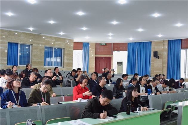 双流全区地理教师观摩我校初中地理基于“3+1”教学策略下的深度学习课堂