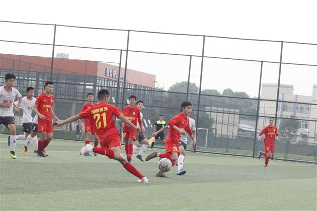 棠外高中男足代表双流区征战成都市第五届高中生综合运动会足球比赛获冠军