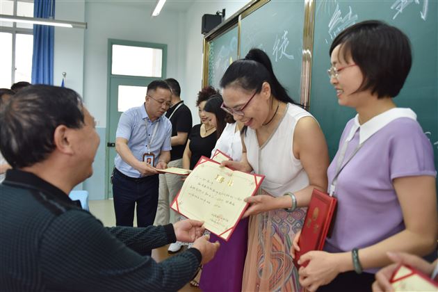 春风化雨 薪火相传——我校国际部师徒结对仪式隆重举行