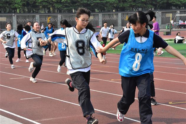 锦绣中华，奋进棠外，青春意气，生命华章——我校高中部第十六届田径运动会精彩呈现