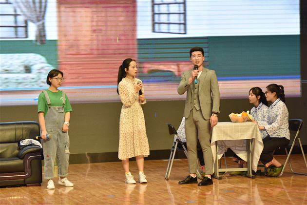 青春舞台 海棠花开——“仁譞”文学社第十六届话剧演出活动