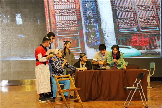 青春舞台 海棠花开——“仁譞”文学社第十六届话剧演出活动