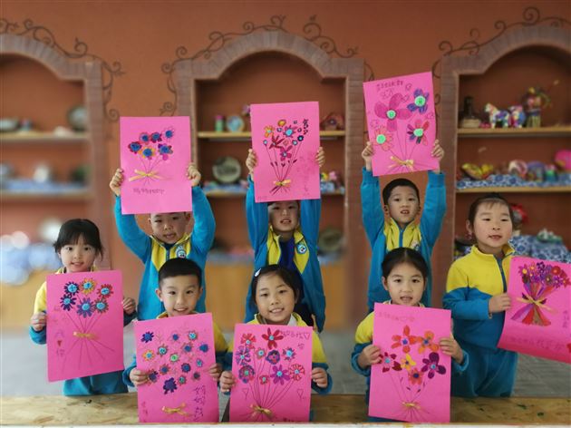 暖暖的母亲节——我校幼儿园举行母亲节活动