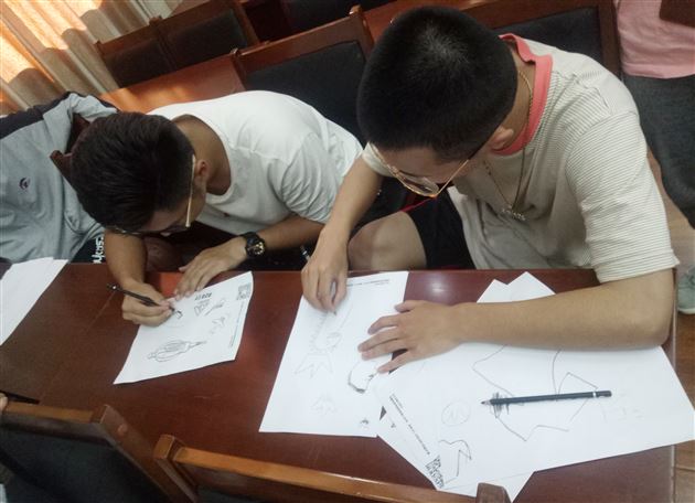 来自英伦时尚界的创意视觉传达——ACG时尚插画大师Ana棠外嗨体验