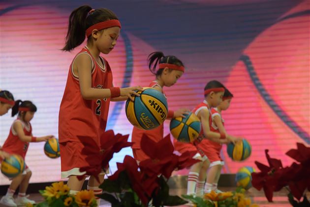 走进幼儿园，认识幼儿园，感受幼儿园——我校实验幼儿园开展婴幼衔接活动