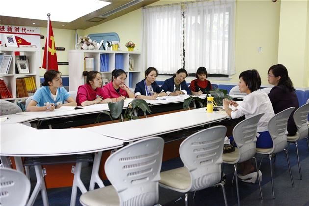 成都市名园长走进棠外实验幼儿园