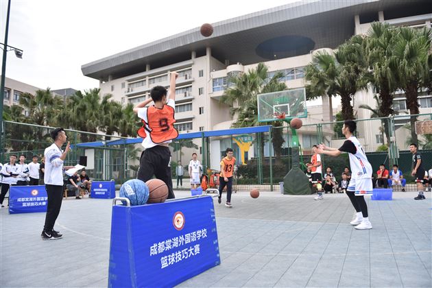 “TBA”横空出世 全民星大放光彩——我校举行首届全民星篮球技巧大赛