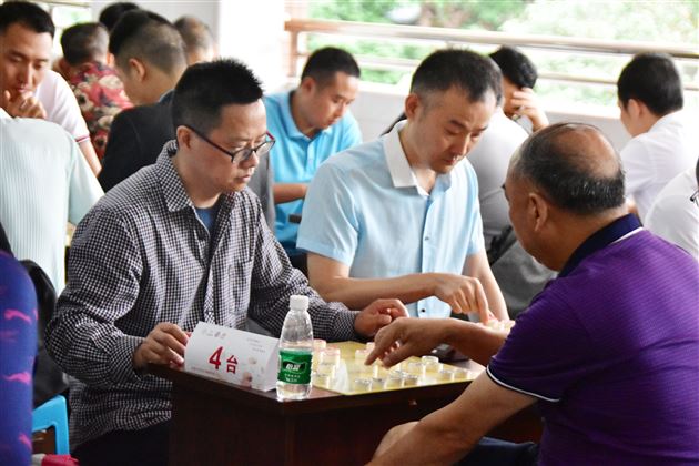 我校师生参加2019中国体育彩票全国象棋业余棋王赛暨空港双流首届“民办教育杯”象棋赛获佳绩