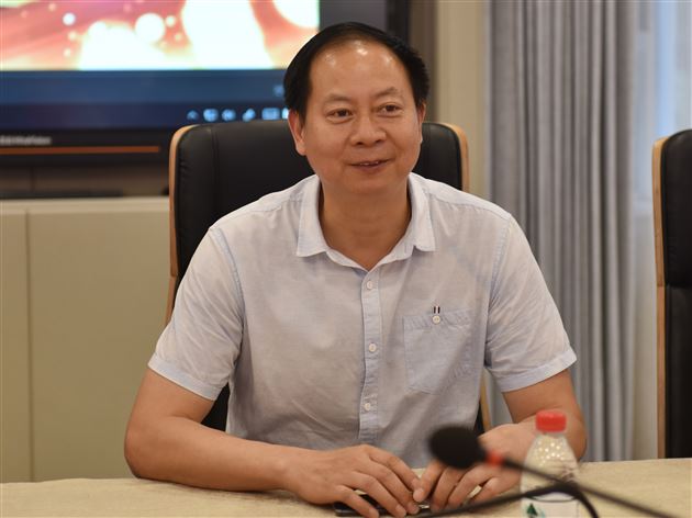 分享党建经验 携手教育发展——成都蒲江县教育局一行到我校参观学习党建工作