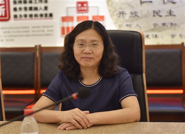 分享党建经验 携手教育发展——成都蒲江县教育局一行到我校参观学习党建工作