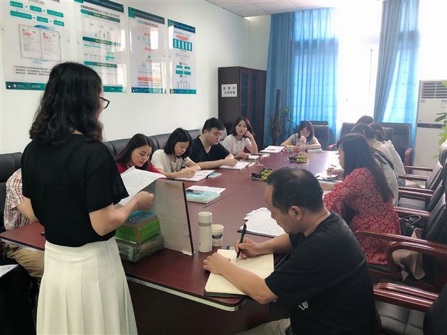 共情，共学，共荣，共成长—— 记“周晓芬 李秀芳外语名师工作室”第一次工作会议