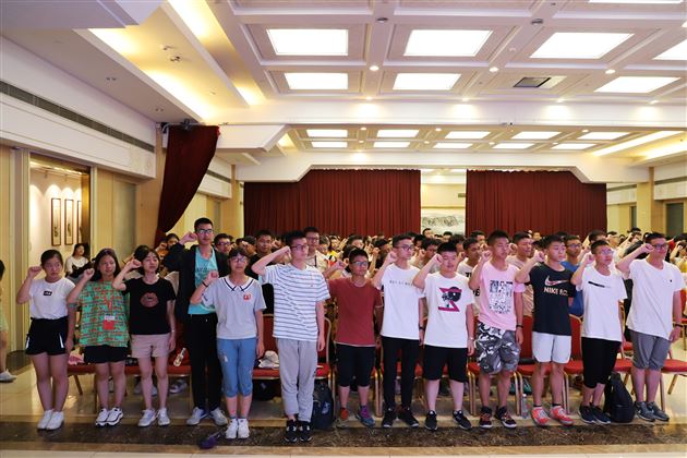 驻足未名湖 漫步清华园——棠外高2017级举行暑期研学旅行活动