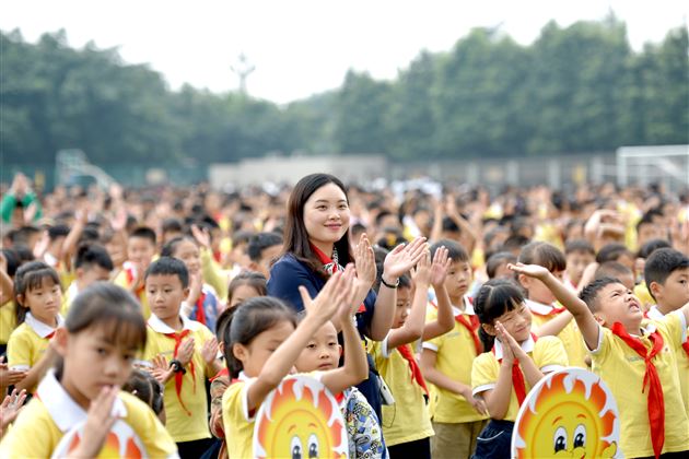 我爱我的国，我爱我的家——我校附小隆重举行2019—2020学年上期开学典礼