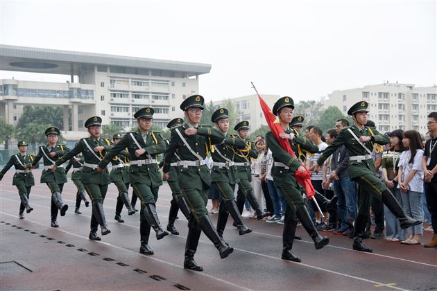 砥砺奋进谋发展 续写扬长新篇章——棠外高中部隆重召开2019——2020学年度开学典礼