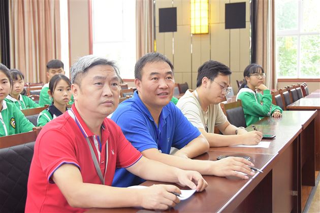 扬帆待起航 青春正飞扬——我校初2019级举行学生会干部竞聘会