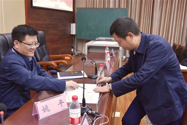 众志成城 再创辉煌——我校初2017级召开毕业班工作会