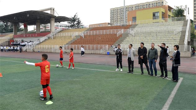 北京市足协一行来访我校考察足球青训工作