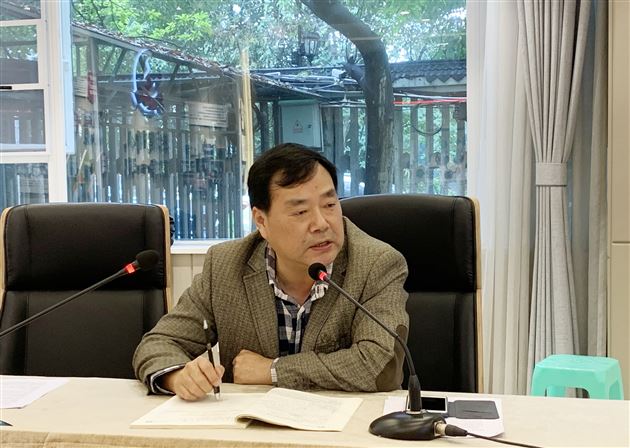 语文路漫漫其修远，吾与同行人共求索——高中语文教研组召开教研专题会议