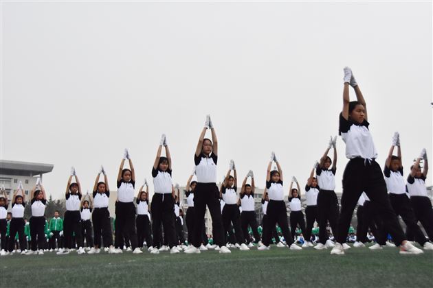 自信展我风采——我校初2019级班级队列队形及跑操比赛圆满落幕