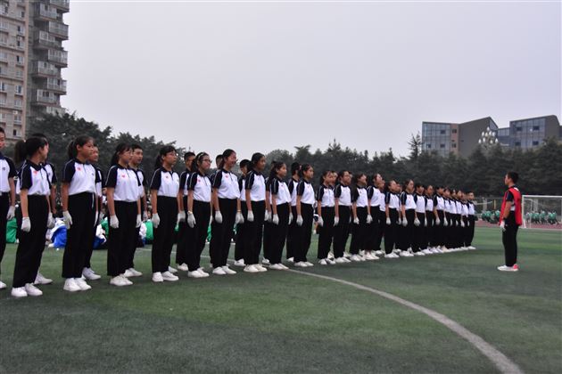 自信展我风采——我校初2019级班级队列队形及跑操比赛圆满落幕