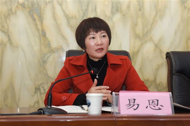 探索之姿，实践之路——“高中语文国家课程校本化的实践研究”现场结题会暨课题结题培训会在我校举行