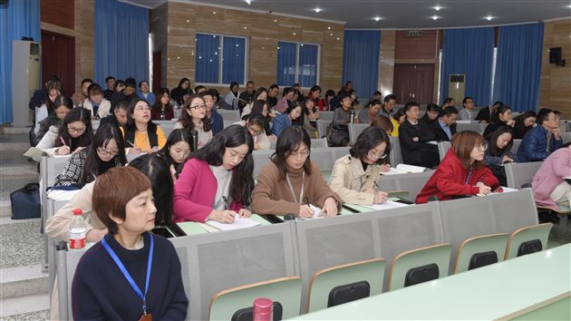 探索之姿，实践之路——“高中语文国家课程校本化的实践研究”现场结题会暨课题结题培训会在我校举行