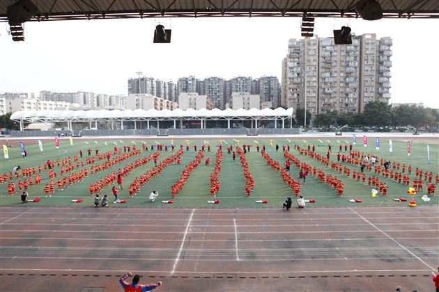 消防总动员 勇敢拼向前——棠外实验幼儿园2019年消防主题亲子运动会