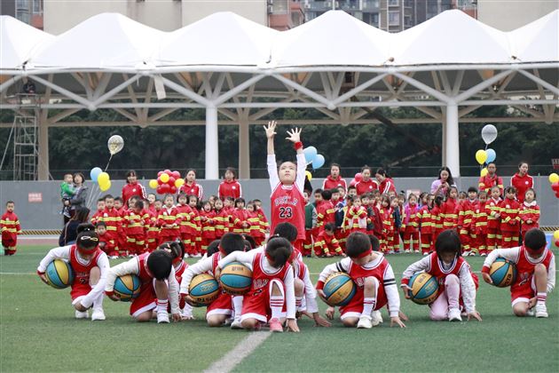 消防总动员 勇敢拼向前——棠外实验幼儿园2019年消防主题亲子运动会