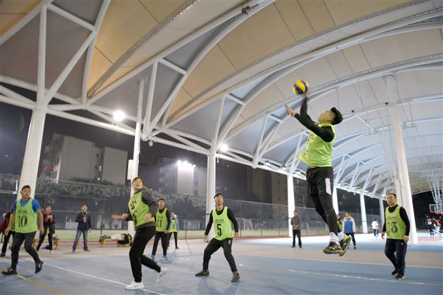 志同道合 快乐悠然——我校教职工气排球兴趣小组“全明星”邀请赛顺利举办
