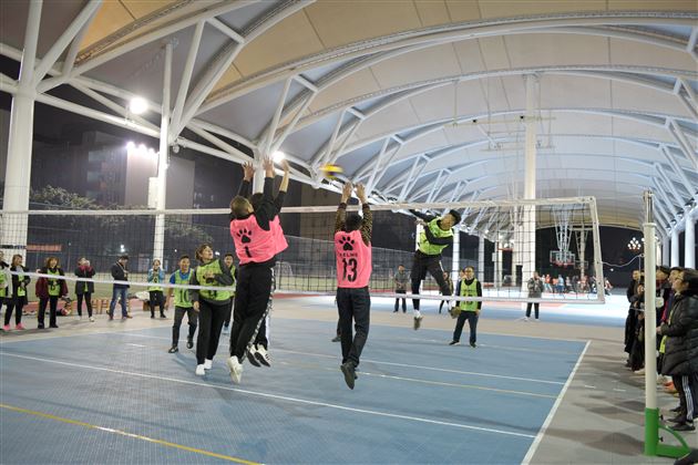 志同道合 快乐悠然——我校教职工气排球兴趣小组“全明星”邀请赛顺利举办