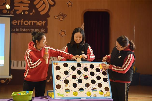 棠外实验幼儿园开展教师技能大比武——自制教玩具展评活动