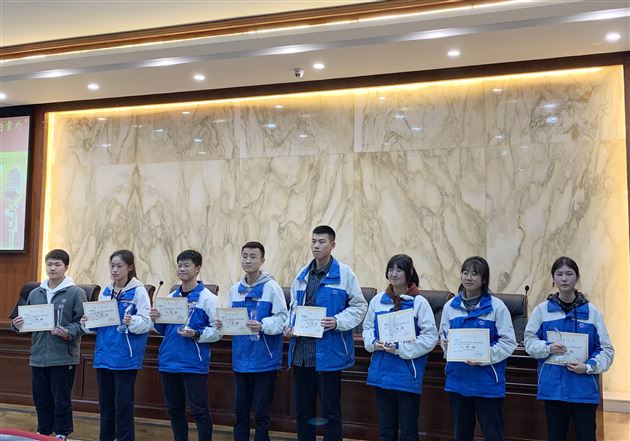 思维是无限的国度 话语是灵魂的阐述——高2018级“我爱我的祖国·我爱我的棠外”演讲比赛圆满举行