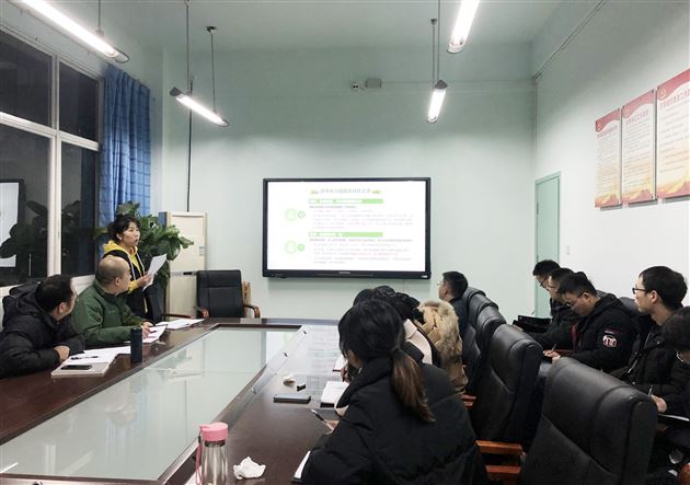 交流促发展 携手共奋进——我校高中“李治君名师工作坊”开展研修活动