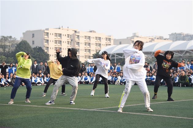 我校高中部第六届集体项目运动会精彩落幕
