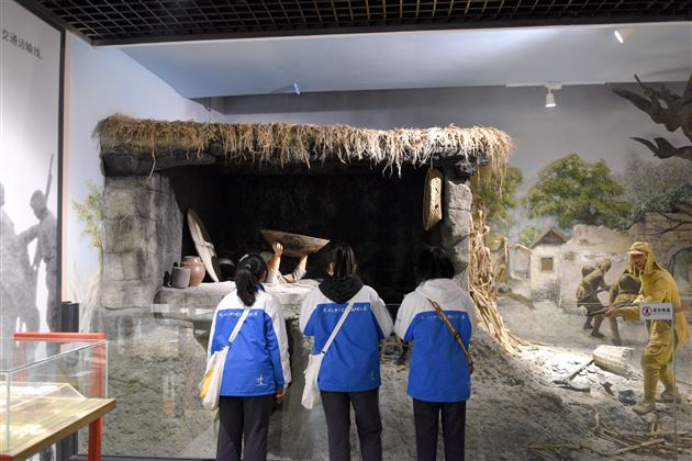 铭记历史 开创未来——记我校初2018级建川博物馆研学旅行活动