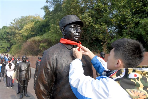 铭记历史 开创未来——记我校初2018级建川博物馆研学旅行活动