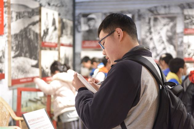 铭记历史 开创未来——记我校初2018级建川博物馆研学旅行活动