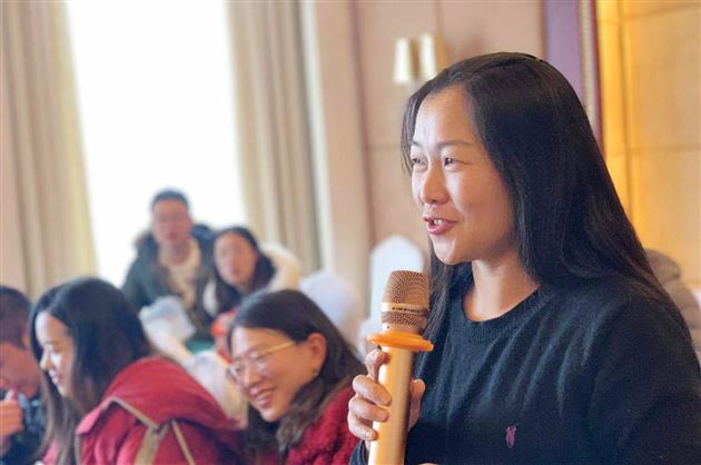 树危机意识 建百年名校——记中共成都棠湖外国语学校初中总支部第三支部委员会党建活动