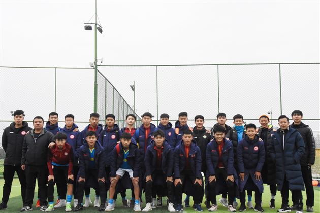 棠外高中足球队获成都市足球锦标赛双冠