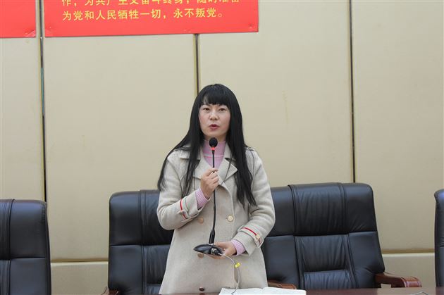 专家引领 强力推进——市、区两级刘勇名师工作室与棠外初中语文教研组开展“深度学习视域下的整本书阅读教学实践研究”联合教研活动