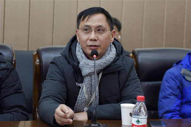 武汉校园足球调研团到访我校